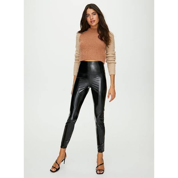 Aritzia Pants - Aritzia Wilfred Free Leggings Women's Small Black Daria Shiny Patent Leather